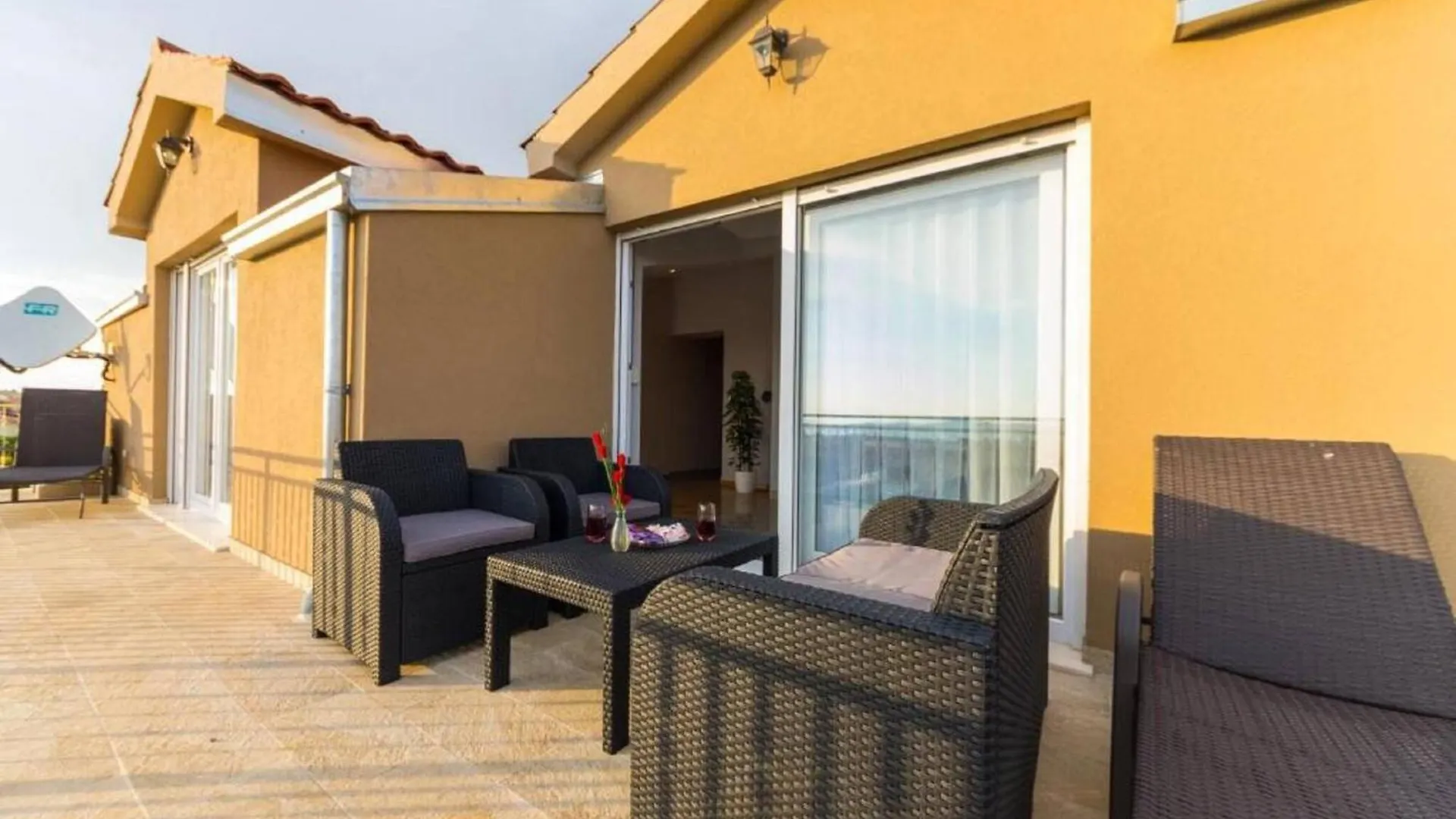 My Dalmatia - Penthouse Apartment Zadar With Shared Pool 0*,